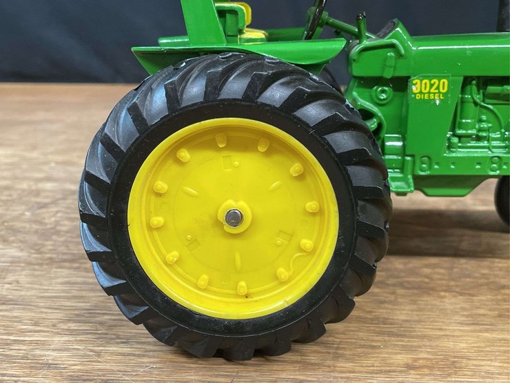 1/16-john-deere-3020-ertl-image-16