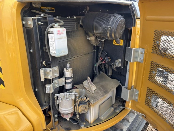 2023-deere-60g-image-43