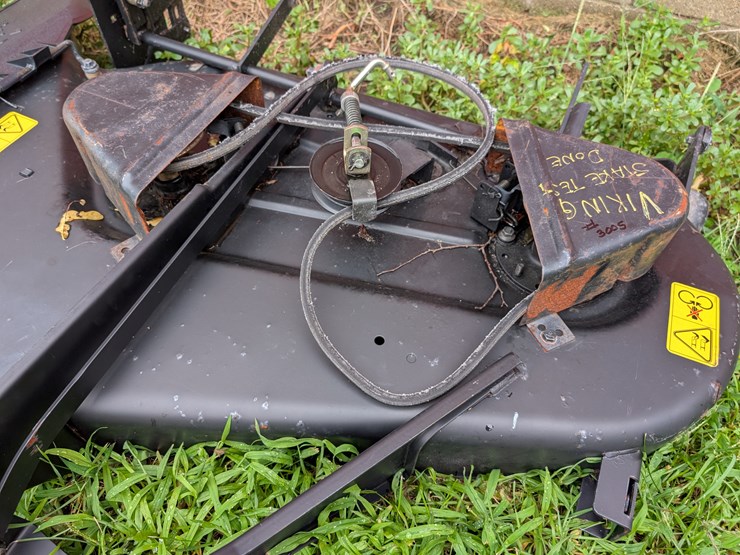 #3005-•-mower-decks-image-9
