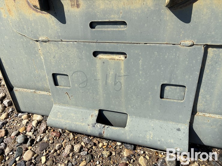 bobcat-68”-heavy-duty-skid-steer-bucket-image-12
