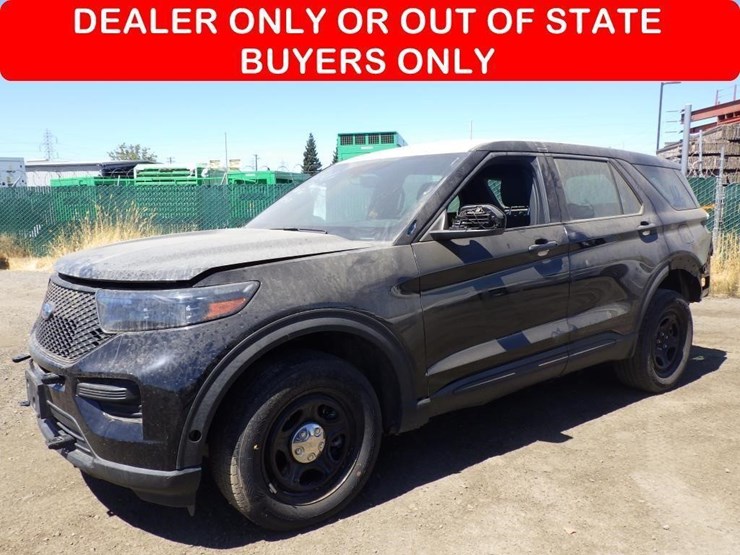 2022-ford-explorer-image-1