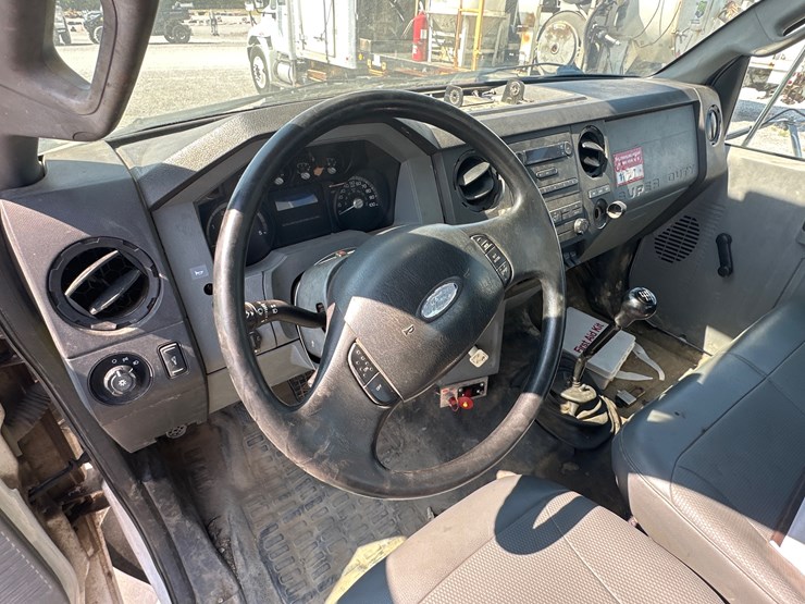 ford-f750-xl-image-16