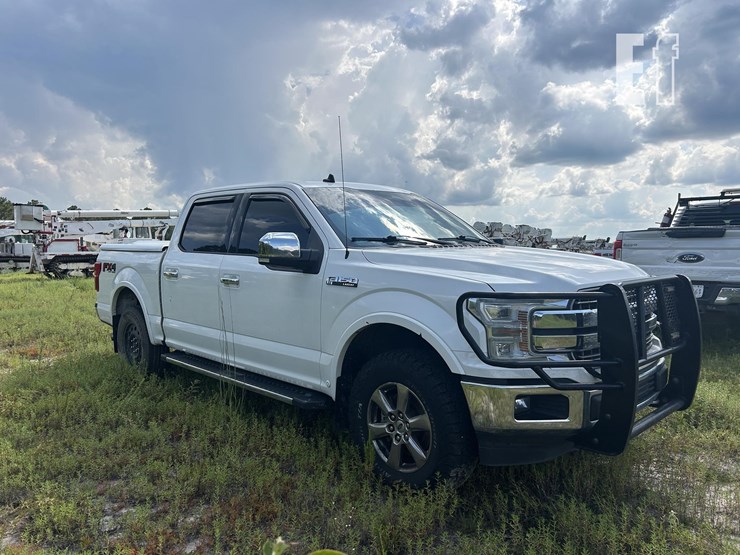 2020-ford-f150-image-7