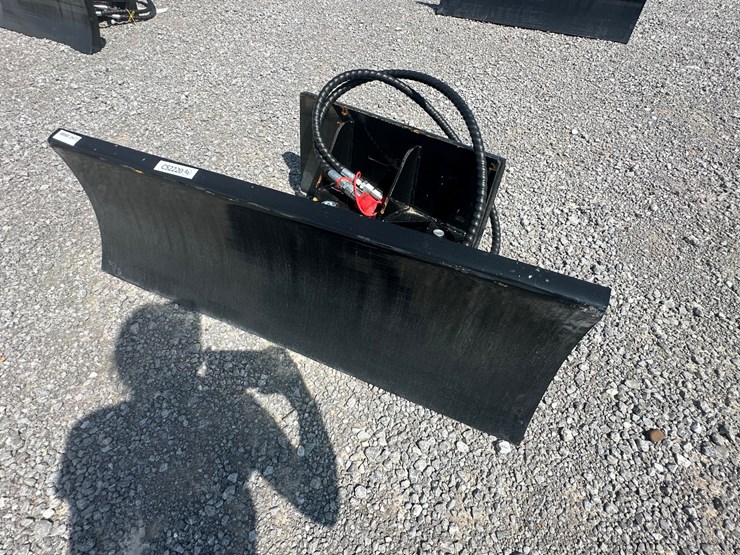 #28472-•-push-shovel-image-1