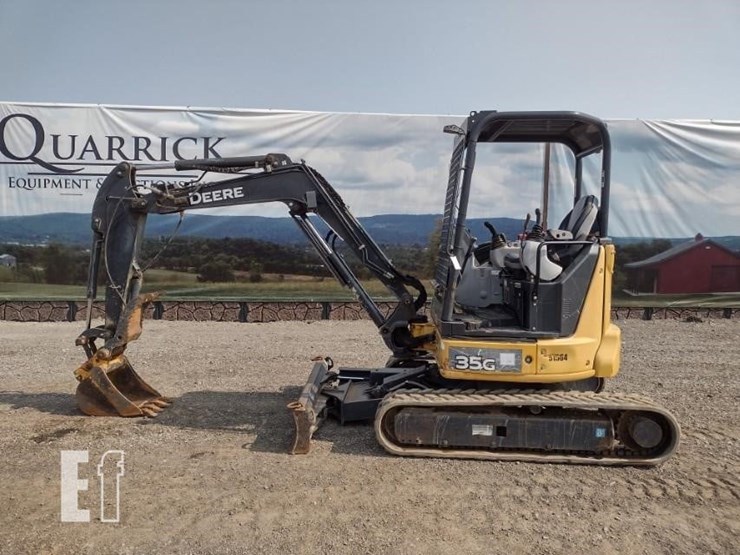 2018-deere-35g-image-1