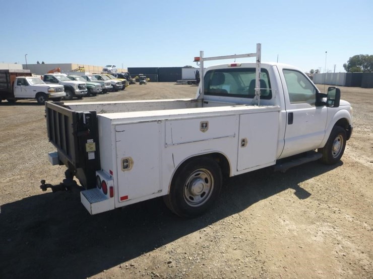 2011-ford-f250-image-4