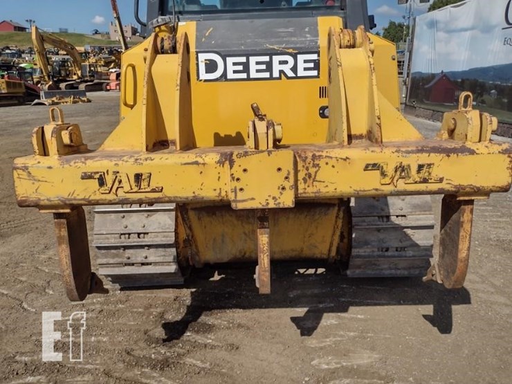 2012-deere-700j-lt-image-42