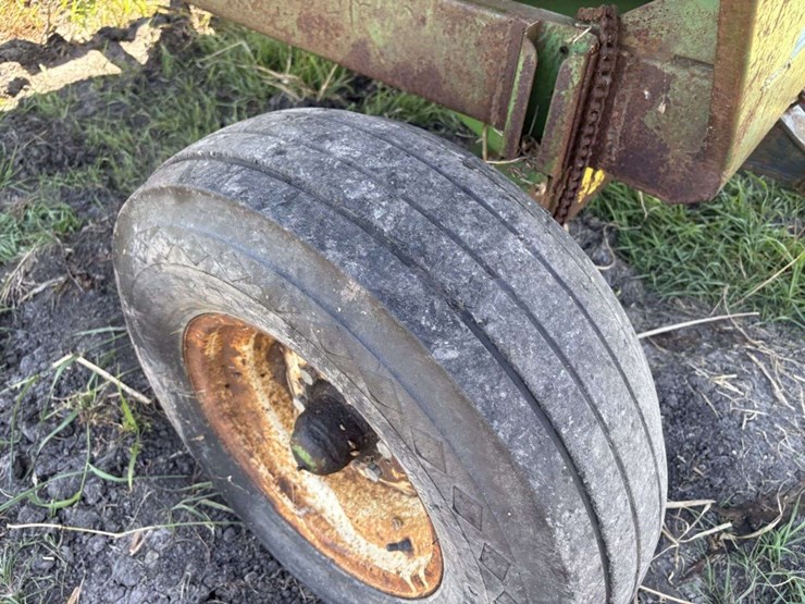 john-deere-1065a-image-17