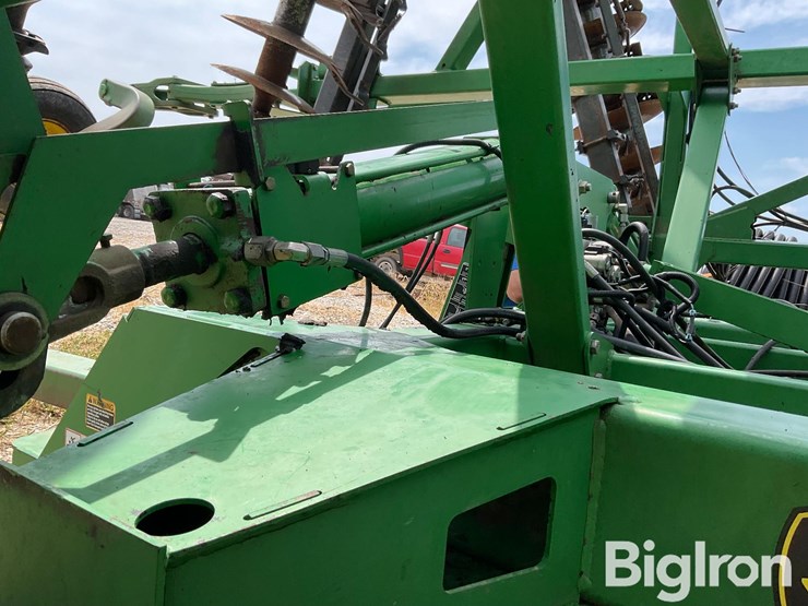 2008-john-deere-637-image-16