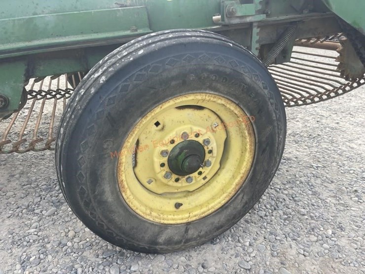 john-deere-30-image-6