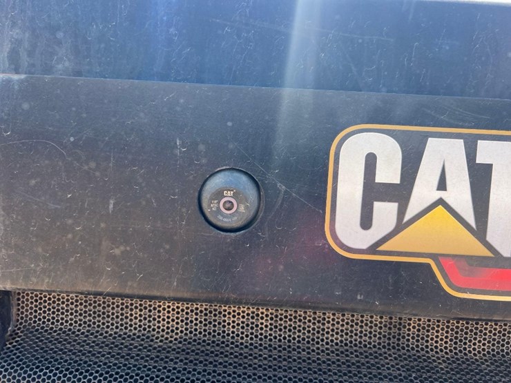 2019-caterpillar-289d3-image-13