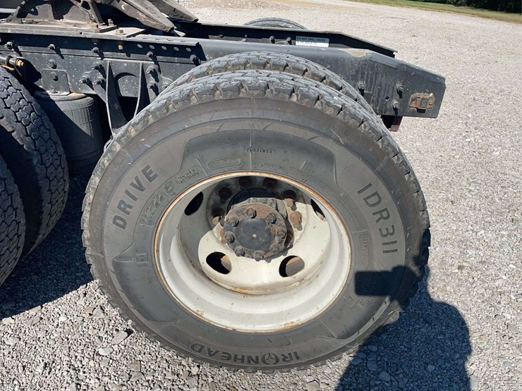 2015-navistar-prostar-day-cab---automatic-transmission-image-30