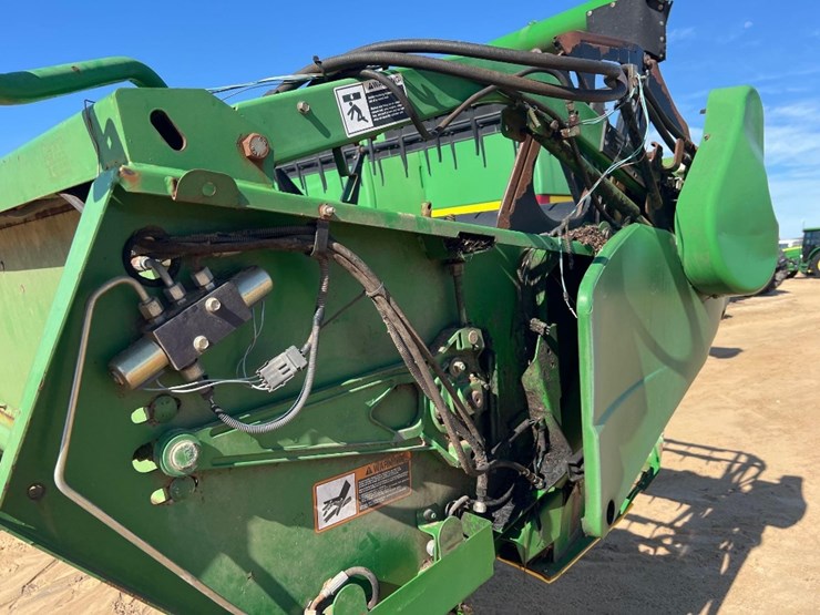 john-deere-635f-image-10
