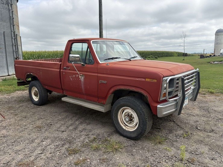 1984-ford-f250-image-34