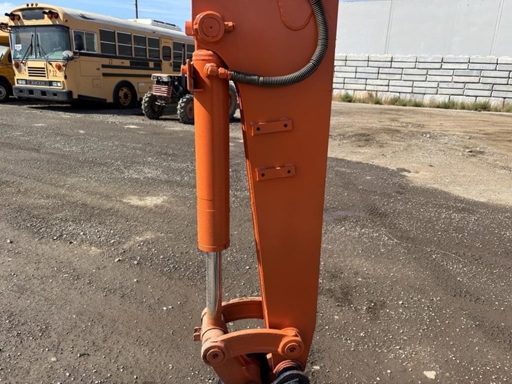 kubota-kx026-image-14