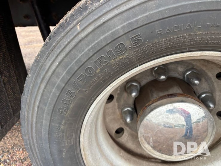2012-kenworth-bottle-truck-(dr12101-unit-250)-image-60