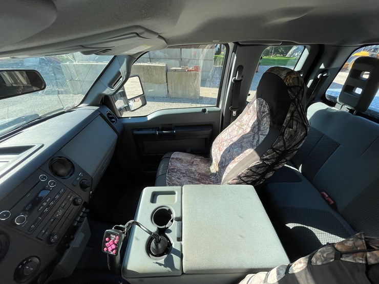 2015-ford-f250-xl-image-52
