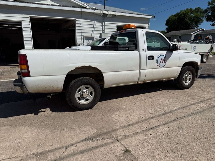 2001-chevrolet-1500-image-5