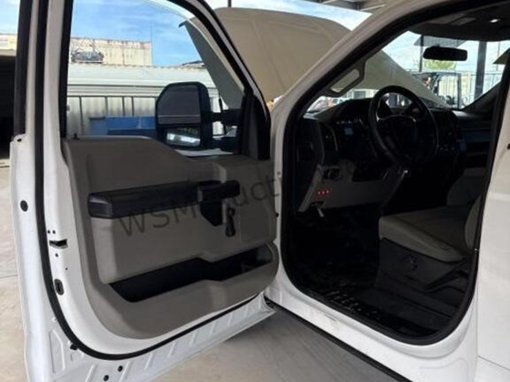 2017-ford-f250-image-21