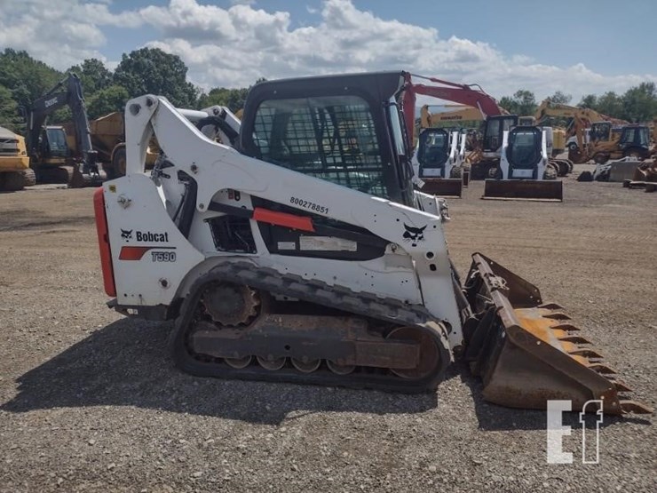 2020-bobcat-t590-image-3