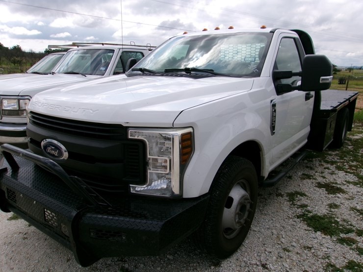 2019-ford-f350-image-1
