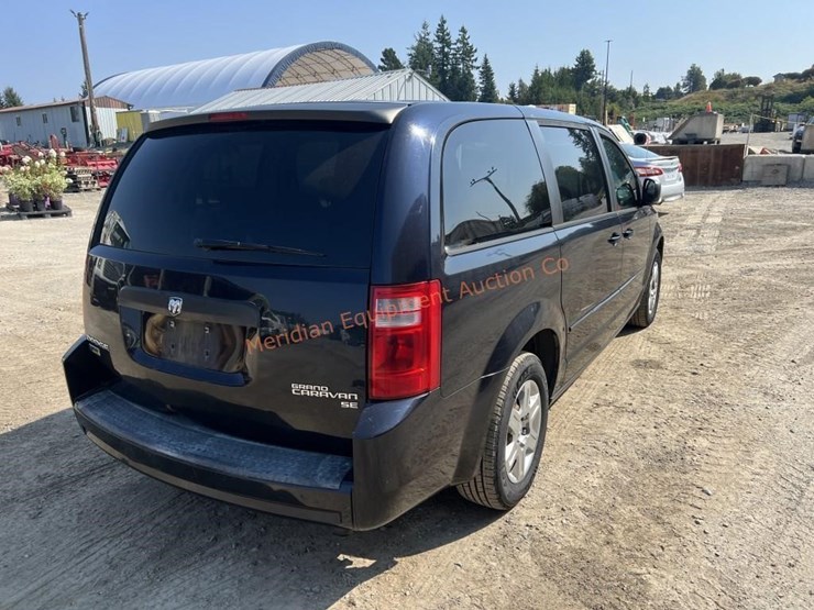 2010-dodge-grand-caravan-se-image-5