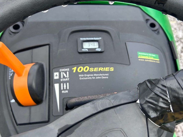 john-deere-d110-image-8