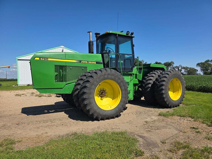 1989-john-deere-8760-image-36