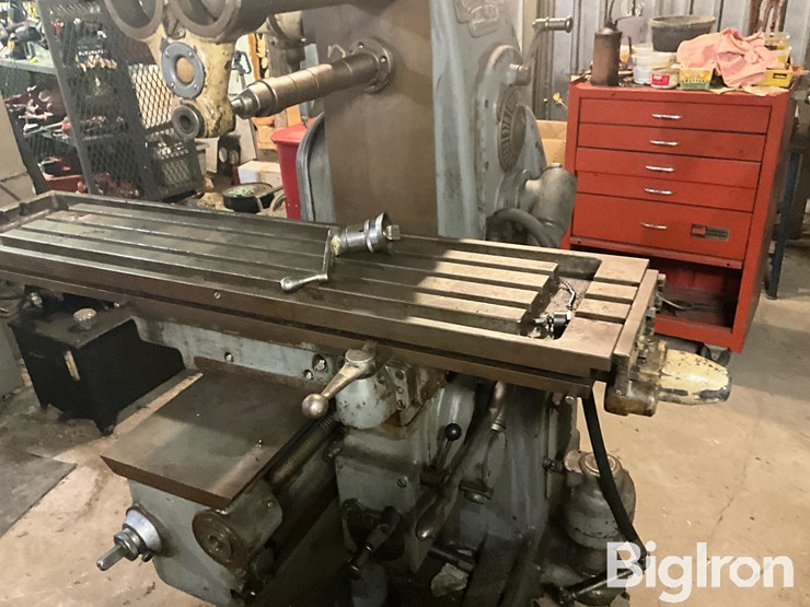 kearney-&-trecker-horizontal-milling-machine-image-9