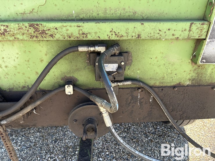 john-deere-714-image-15