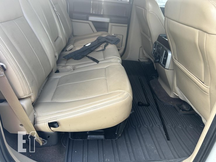 2020-ford-f150-image-27