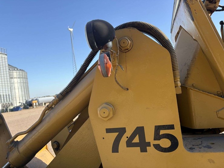 allis-chalmers-745-wheel-loader,-23.5-25-tires,-20-ply-fronts,-16-ply-rears,-115”-material-bucket,-w-image-44