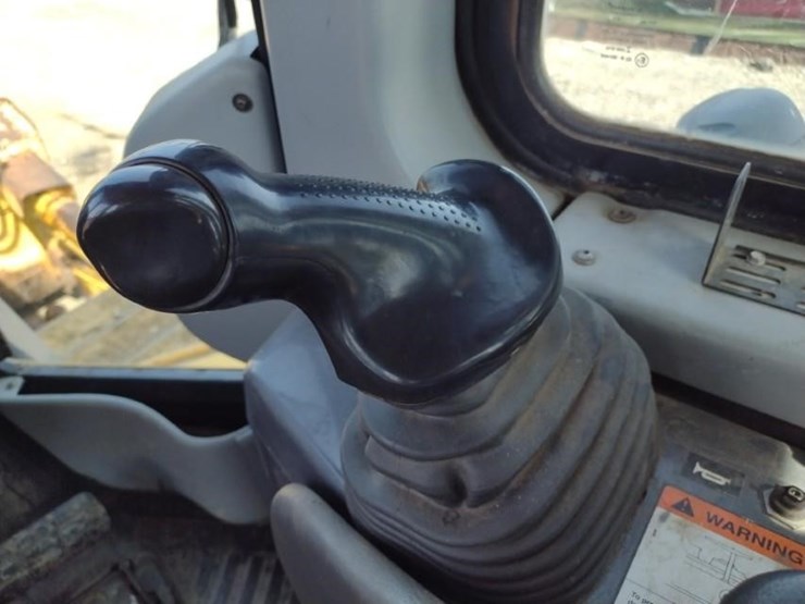 2004-komatsu-d65ex-15-image-10
