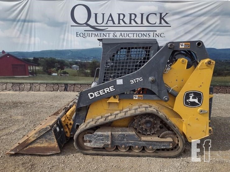 2022-deere-317g-image-1