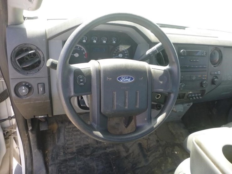 2011-ford-f250-image-14