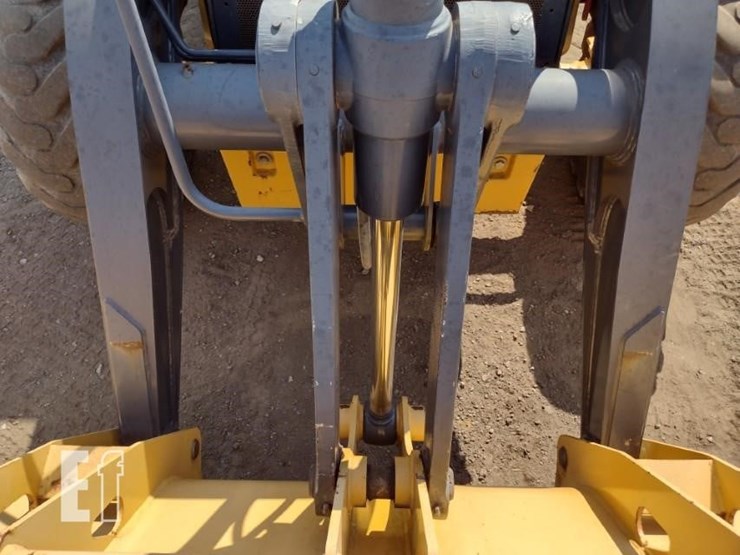 2017-deere-310sl-image-20