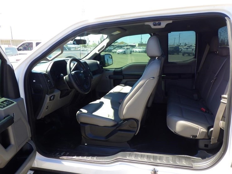 2019-ford-f150-image-5