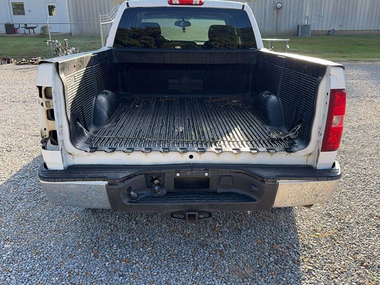 2013-chevrolet-silverado-1500-image-4
