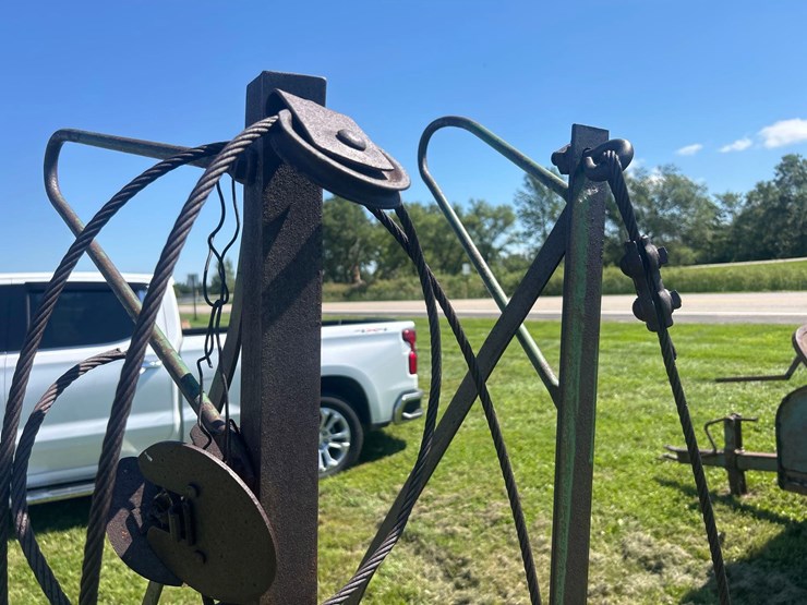 antique-john-deere-cable--hoist-image-14