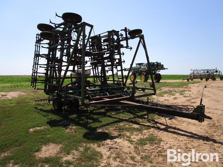 john-deere-1060-image-3