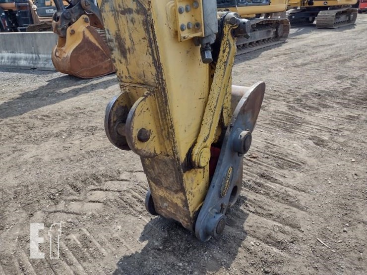 2011-komatsu-pc228us-lc-8-image-19