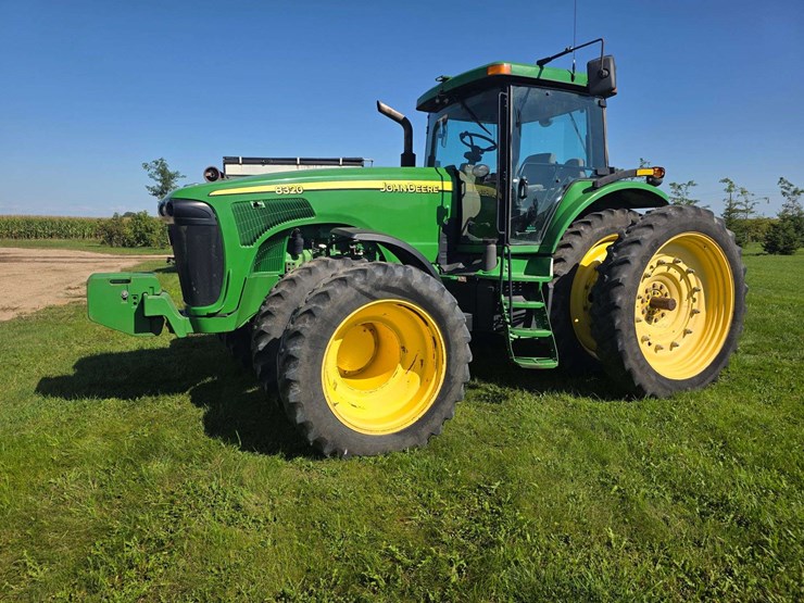 2004-john-deere-8320-image-5