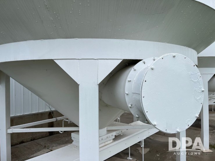 2---friesen-bulk-seed-bins-(jn2690-&-jn2691)-image-9