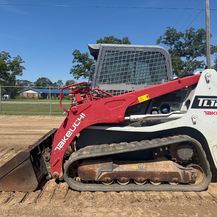 2022 TAKEUCHI TL12R2