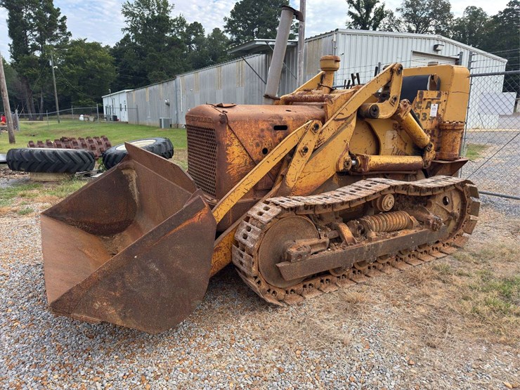 caterpillar-933-image-42