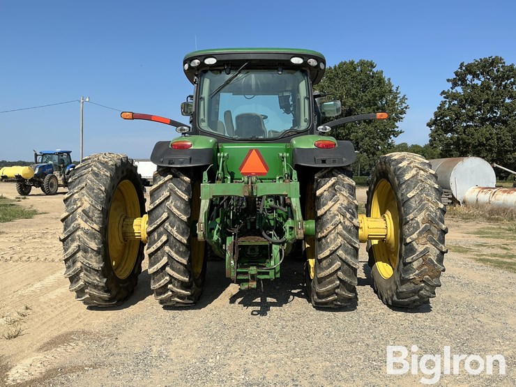 2013-john-deere-8235r-image-6