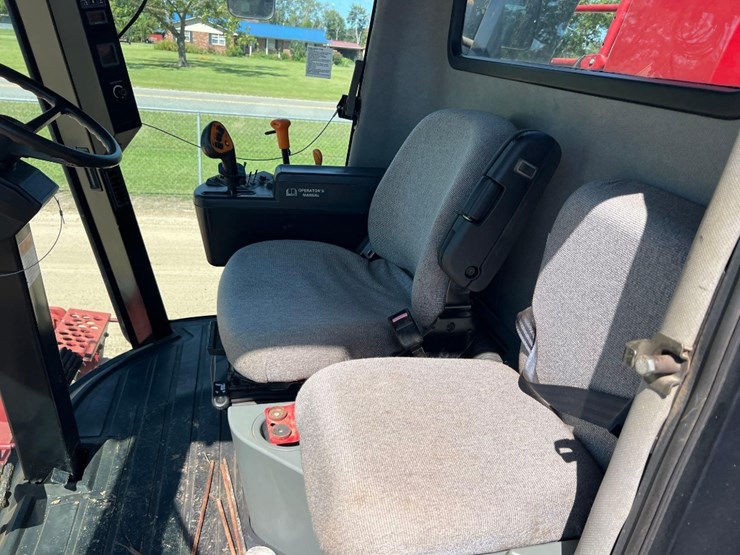 case-ih-2555-image-32
