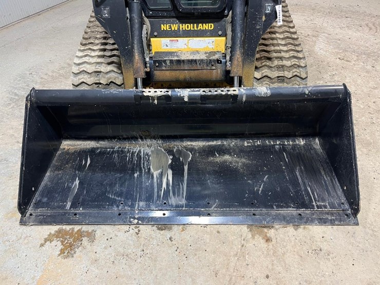 new-holland-c232-image-9