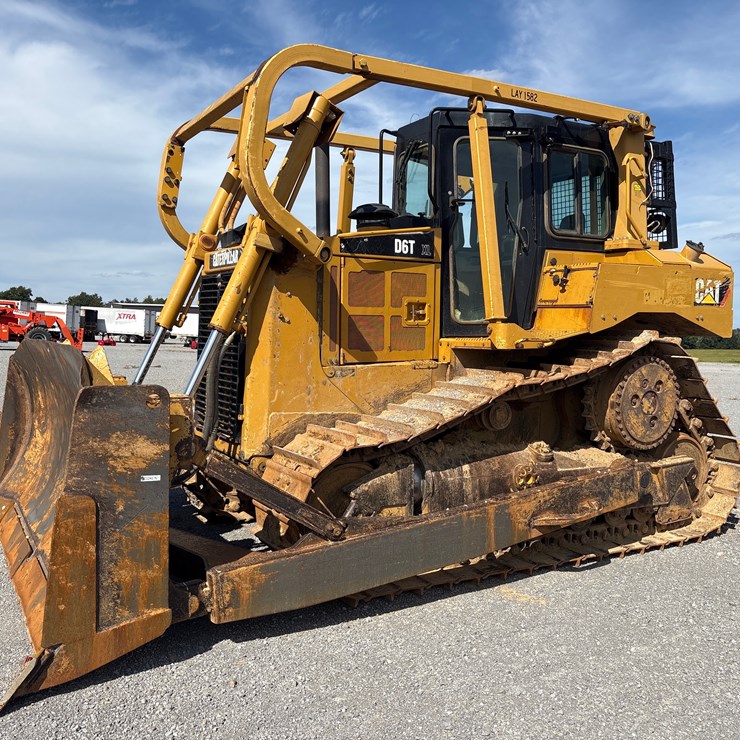 2010 CATERPILLAR D6T XL