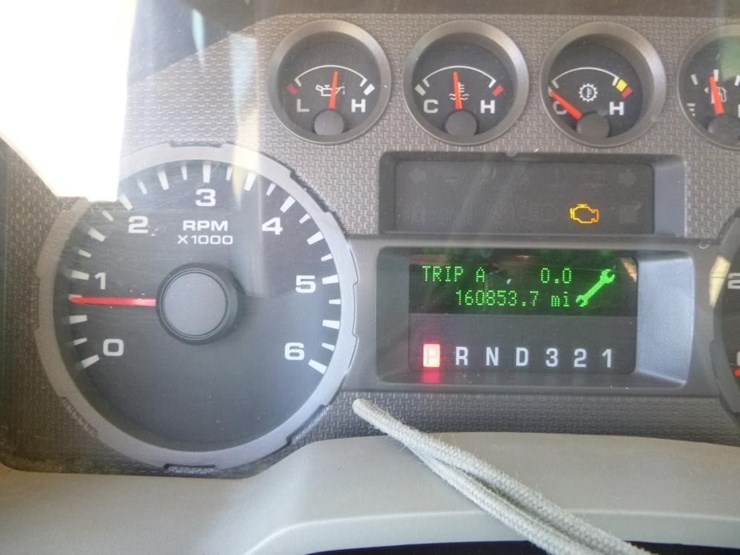2008-ford-f550-image-21
